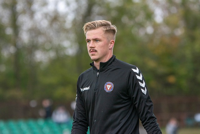 他能否在关 他能否在关