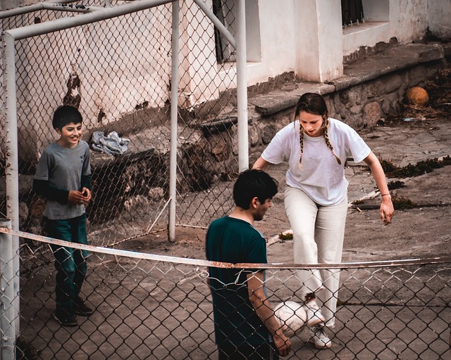 欧协联看似 欧协联看似