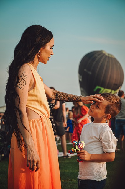 南通降级后郑浩乾采访时落泪：对不起球迷的支持.